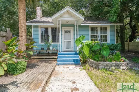 2416 Larkin Ave, Savannah, GA 31404