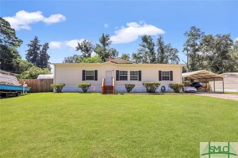 251 Holly Hill Rd, Richmond Hill, GA 31324