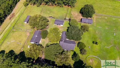 910 Kolic Helmey Rd, Guyton, GA 31312