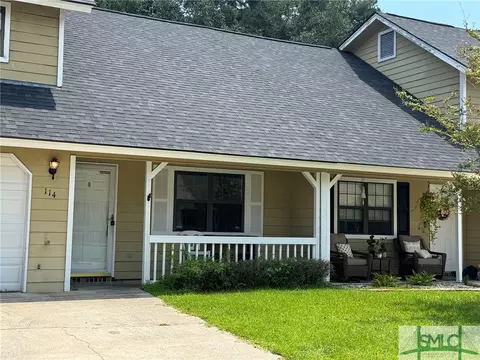 114 Port Dr, Richmond Hill, GA 31324