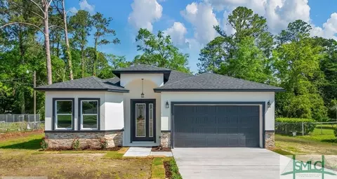 515 Azalea St, Hinesville, GA 31313