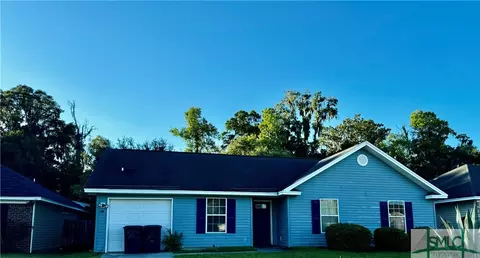 172 Mills Run Dr, Savannah, GA 31405