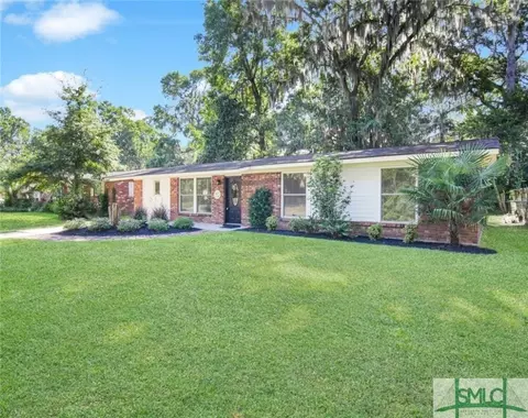 5913 Betty Dr, Savannah, GA 31406