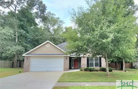 280 Creekside Cir, Ellabell, GA 31308
