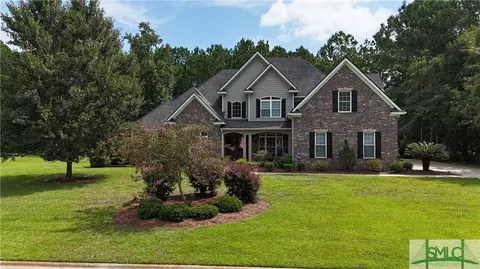 30 Eddenfield Ln, Richmond Hill, GA 31324