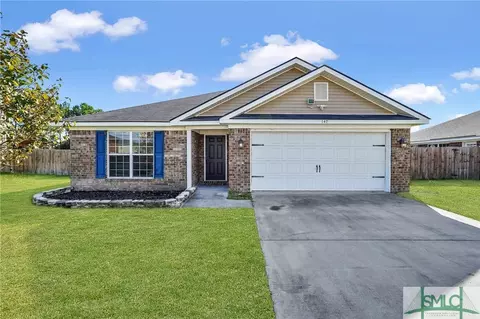 147 Grandview Dr, Hinesville, GA 31313