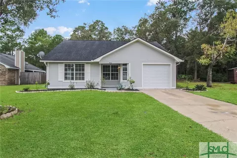 862 Ridgewood Way, Hinesville, GA 31313
