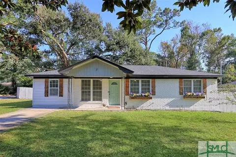 2 Ruston Ct, Savannah, GA 31406