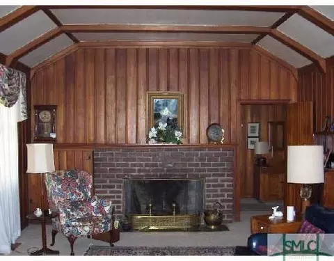 315 Columbus Dr, Savannah, GA 31405 photo 3