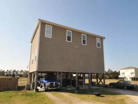 256 A Twin Oaks Dr, Hampstead, NC 28443 photo 2