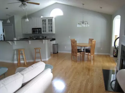 514 Azalea Dr, Hampstead, NC 28443 photo 3