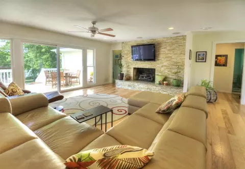 220 Olde Pt, Hampstead, NC 28443 photo 5