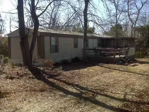 610 Donnas Dr, Hampstead, NC 28443 photo 1
