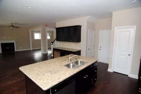 129 E Bailey Ln, Hampstead, NC 28443 photo 5