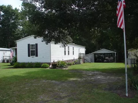 605 Bishop Ct, Hampstead, NC 28443 photo 20