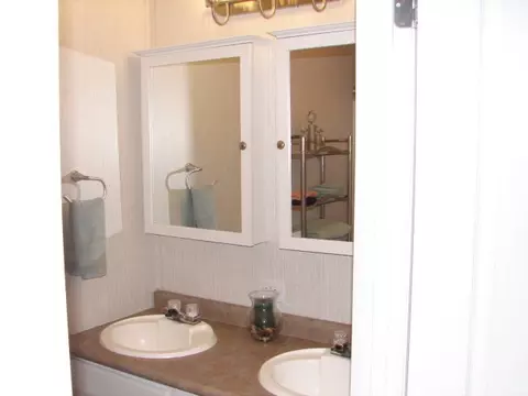 605 Bishop Ct, Hampstead, NC 28443 photo 6