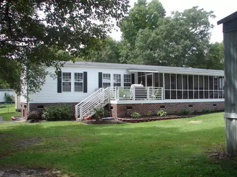 605 Bishop Ct, Hampstead, NC 28443 photo 16