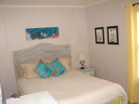 605 Bishop Ct, Hampstead, NC 28443 photo 2