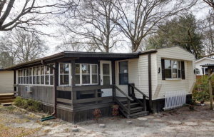 682 Landing Dr, Hampstead, NC 28443 photo 1