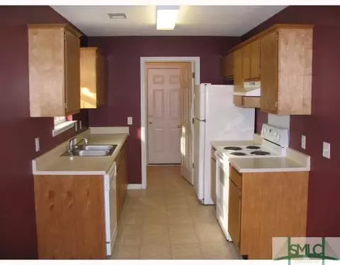 102 Dailey Dr, Guyton, GA 31312 photo 3