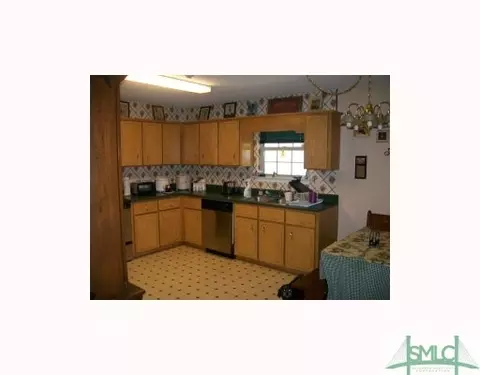 2701 Java Ct, Hinesville, GA 31313 photo 3