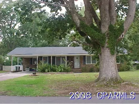 304 4th St W, Ayden, NC 28513 photo 1