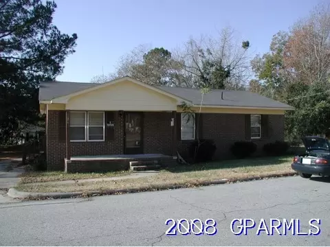 121 Martin St, Williamston, NC 27892 photo 1
