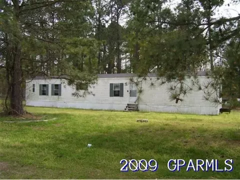 6584 Gresham Ln, Washington, NC 27889 photo 1