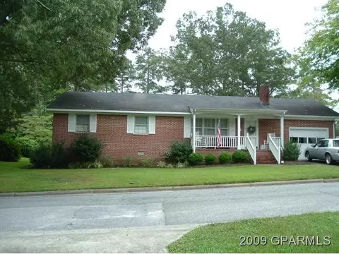 408 Simmons Ave E, Williamston, NC 27892 photo 1