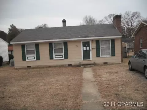 1425 Circle Dr E, Roanoke Rapids, NC 27870 photo 1