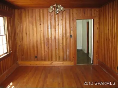 305 Halifax St, Williamston, NC 27892 photo 4
