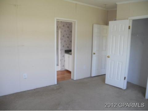 721 Horn Pipe Rd, Deep Run, NC 28525 photo 4