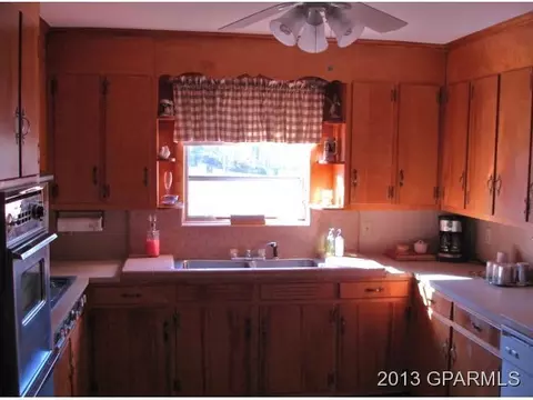 200 Vance St, Williamston, NC 27892 photo 5