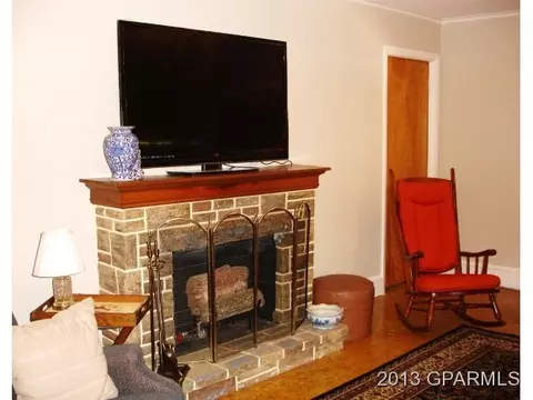 200 Vance St, Williamston, NC 27892 photo 3