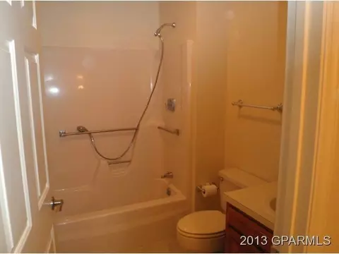 200 Santree Dr #E7, Williamston, NC 27892 photo 7
