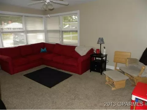 210 7th St, Ayden, NC 28513 photo 9