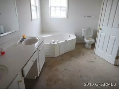 484 Littlefield Rd E, Ayden, NC 28513 photo 11