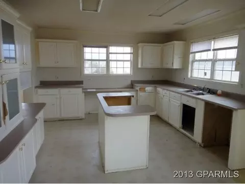484 Littlefield Rd E, Ayden, NC 28513 photo 4