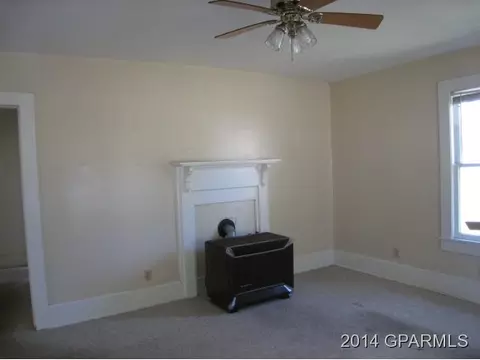 815 4th St E, Washington, NC 27889 photo 2