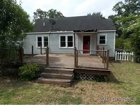 239 6th St, Ayden, NC 28513 photo 4