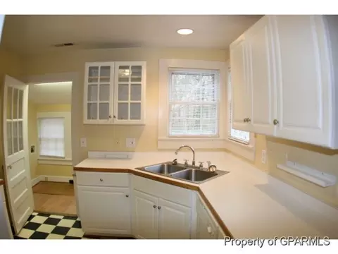 300 Joseph St, Greenville, NC 27858 photo 3