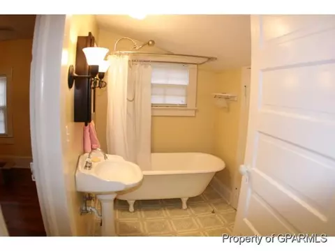 300 Joseph St, Greenville, NC 27858 photo 12