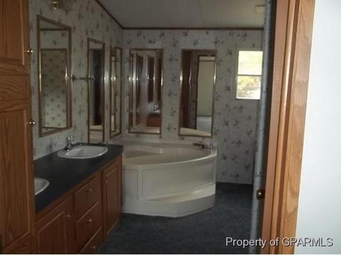 663 Straits Rd, Gloucester, NC 28528 photo 8