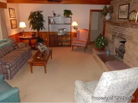 304 Simmons Ave E, Williamston, NC 27892 photo 2
