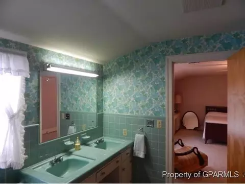 304 Simmons Ave E, Williamston, NC 27892 photo 9