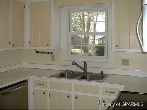 4225 Maple Dr, Ayden, NC 28513 photo 3