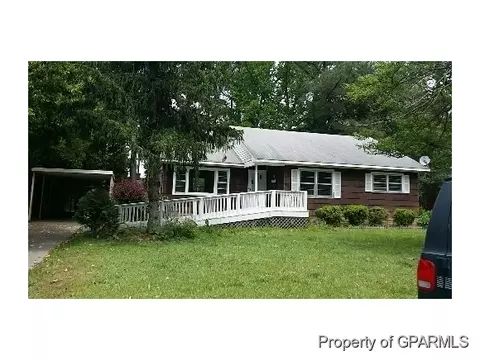 619 Cameron Dr, Kinston, NC 28501 photo 1