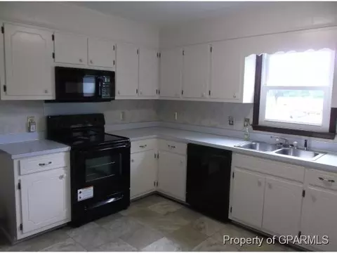 1307 Blackjack Simpson Rd, Greenville, NC 27858 photo 5