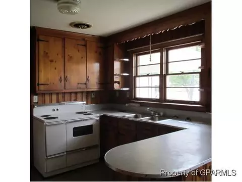 211 Second St, Hookerton, NC 28538 photo 10