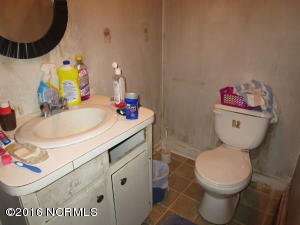 303 Front St N, Hamilton, NC 27840 photo 8